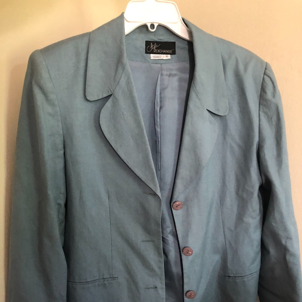 Style Elements Blue Linen suit